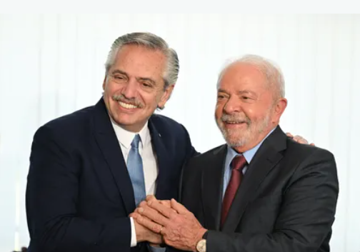 عودة للساحة الدولية.. لولا يستقبل قادة أميركا اللاتينية