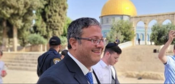 بن غفير يقتحم المسجد الأقصى