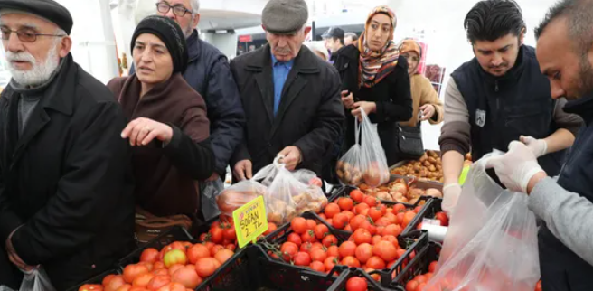 التضخم السنوي في تركيا يتباطأ بشكل حاد في ديسمبر