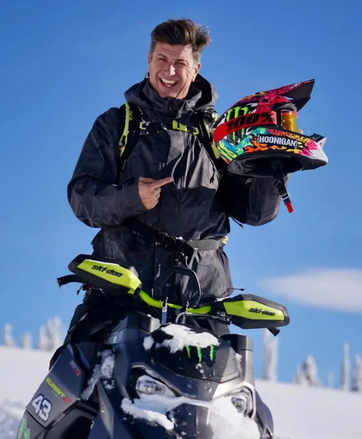 وفاة بطل سباقات الرالي الأمريكي كين بلوك  .. تفاصيل