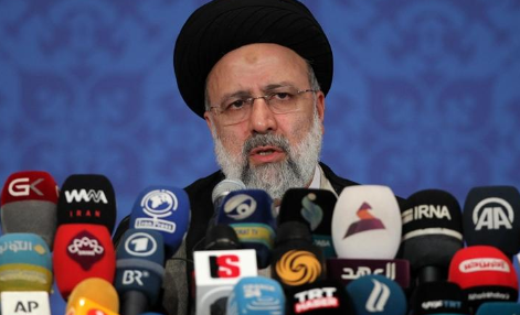 الرئيس الإيراني: الانتقام لقاسم سليماني قادم لا محالة