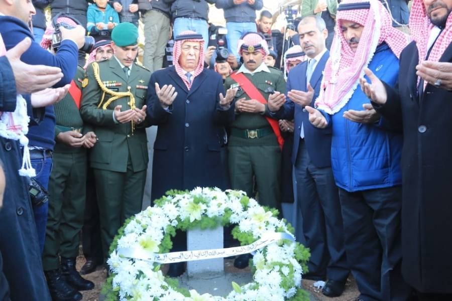 مندوبا عن الملك.. العيسوي يشارك بتشييع جثمان رئيس الوزراء الأسبق عبد السلام المجالي