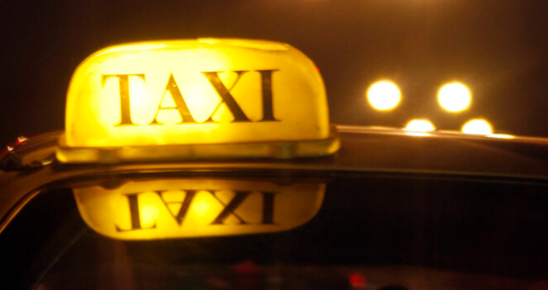 العثور على جثة داخل تكسي في عمّان