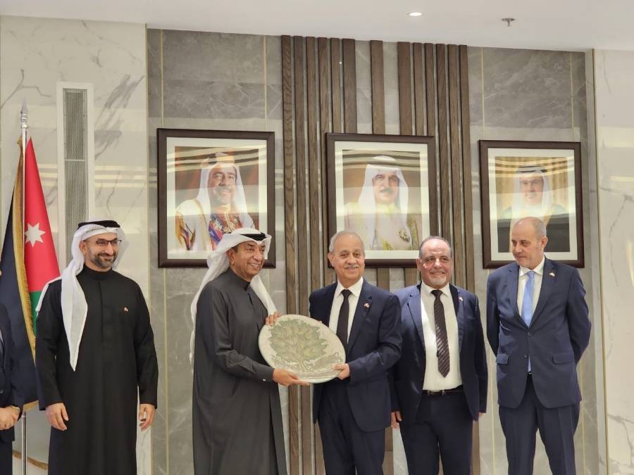 صناعة الأردنّ تنظّم ملتقى الأعمال الأردنيّ البحرينيّ لزيادة التبادلات التجاريّة بين البلدين ...صور