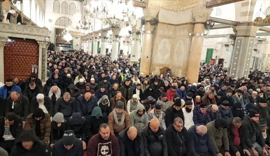 الآلاف يشاركون بالفجر العظيم في الأقصى والإبراهيمي