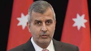 الخرابشة: ضرورة توفير مخزون كافٍ من المشتقات النفطية والغاز البترولي المسال