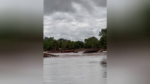 فيضانات قياسية تؤدي لعزل بلدات كثيرة في غرب أستراليا