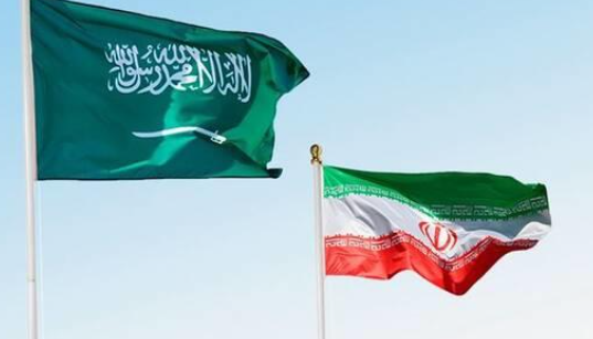 وفد إيراني يتوجه إلى السعودية