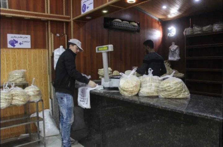 الحكومة: لا وقف لدعم الخبز