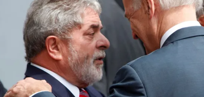 بايدن: الوضع في البرازيل مروع.. وماكرون يدعم دا سيلفا