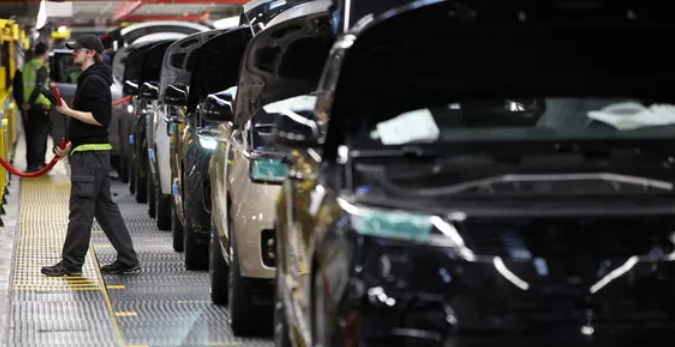 شركات تصنيع تحذر من أن بريطانيا أصبحت أقل قدرة على المنافسة