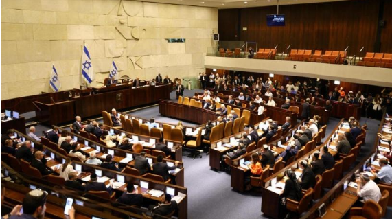 اسرائيل تمدد أنظمة الطوارئ في الضفة الغربية