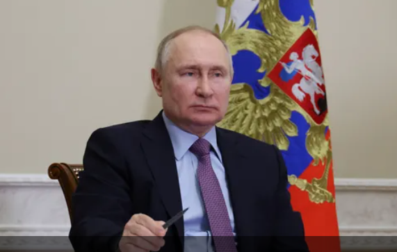 الكرملين: بوتين منفتح على المحادثات بشأن أوكرانيا