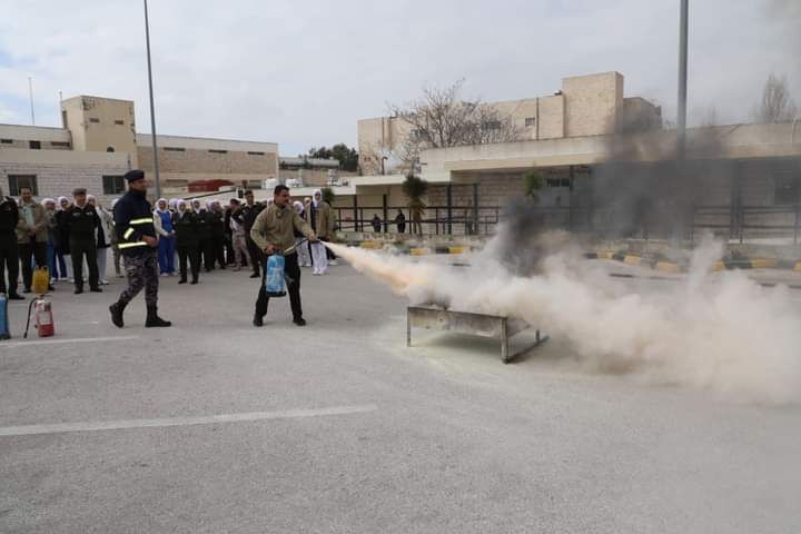 تمرين اخلاء وهمي في مستشفى الحسين العسكري _صور