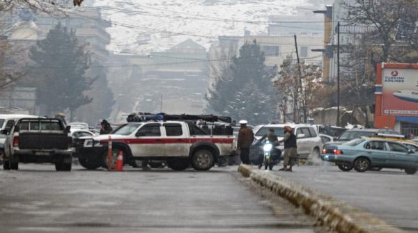 5 قتلى وعشرات الجرحى بتفجير انتحاري في كابل