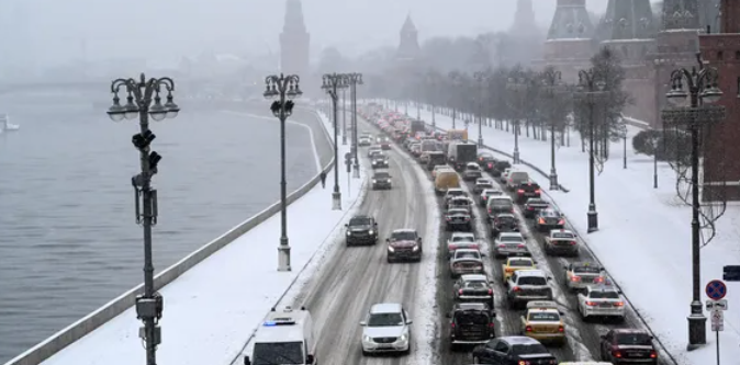 مبيعات السيارات الروسية تهوي بـ59 بالمئة في 2022