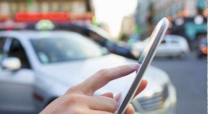 ترخيص 1400 مركبة نقل ذكي في 6 أشهر بالأردن