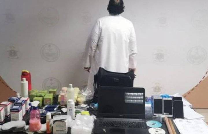 السعودية..ضبط ممارسًا لمهنة الحجامة دون تصريح