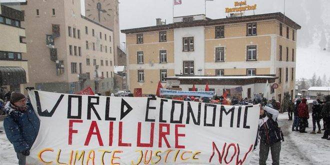 احتجاجات لنشطاء المناخ تستبق انعقاد منتدى دافوس