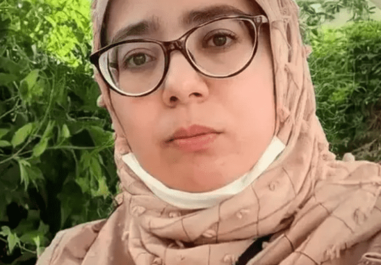 المعلمة التي طعنها تلميذها بخنجر توجه رسالة للجزائريين