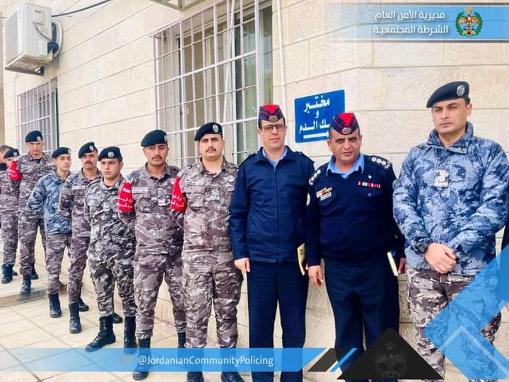 مديرية الأمن العام تنفذ حملة للتبرع بالدم في مادبا _صور