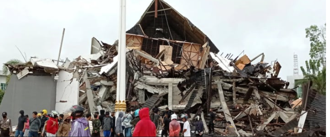 زلزال بقوة 7 درجات يضرب شرق إندونيسيا