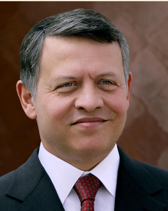 الملك يشارك إلى جانب قادة دول شقيقة في لقاء أخوي تشاوري في أبوظبي