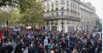 اضراب عام في فرنسا احتجاجا على نظام جديد للتقاعد