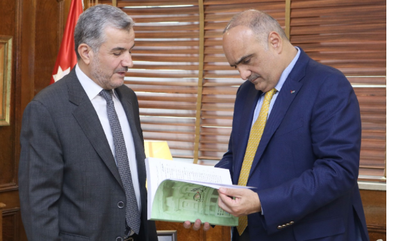 وزير مستاء من ديوان المحاسبة :  إستيضاحات على متوفين منذ 20 عاما