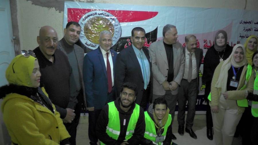 الشعب الجمهوري ينظم قافلة طبية للكشف والعلاج المجاني على مواطني الطالبية بالجيزة