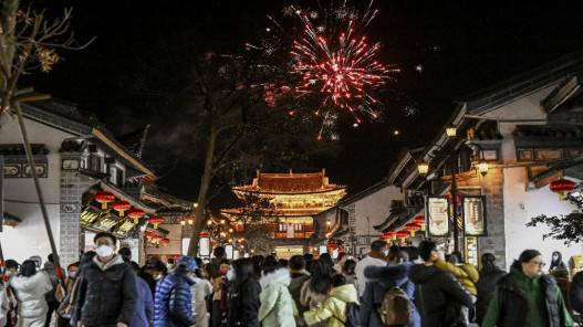 الصين تقول إن الأسوأ قد انتهى في معركتها ضد كورونا