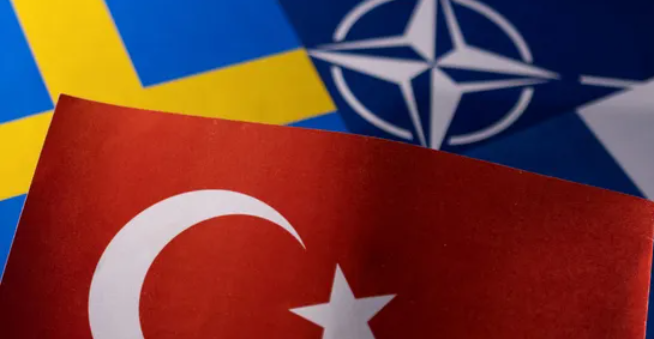 تركيا تلغي زيارة مقررة لوزير الدفاع السويدي