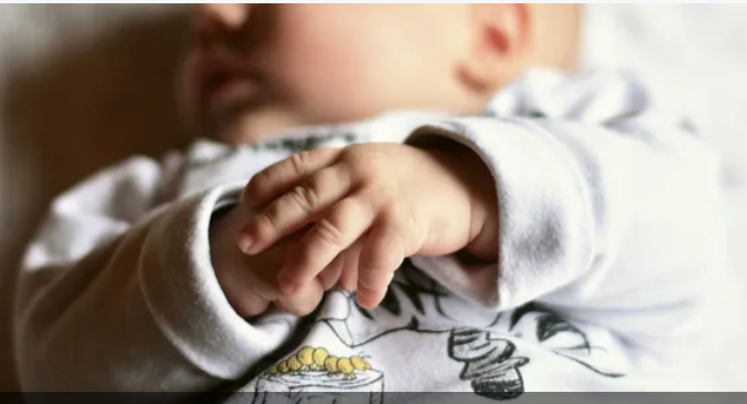 انخفاض معدل المواليد.. تحذير من تأثيره على العالم