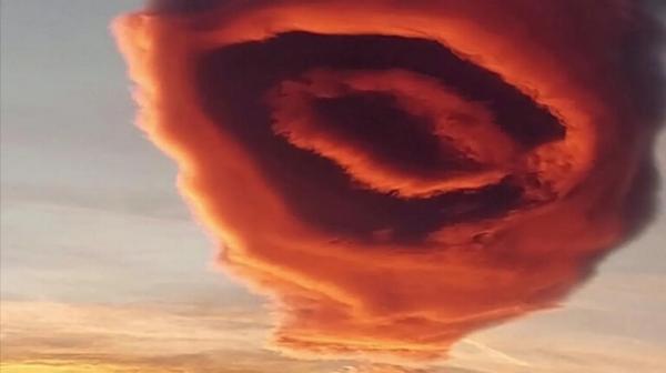 سحابة عملاقة في سماء تركيا تثير رعبا!