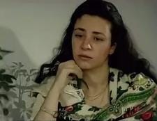 عبله كامل تتفرد بين زميلاتها الممثلات بكونها لا تستعمل الماكياج الصارخ، والتلقائية في الأداء التمثيلي