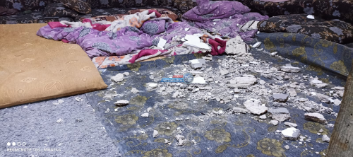 إصابة طفلتين إثر انهيار أجزاء من سقف غرفة بمنزل بالاغوار الشمالية