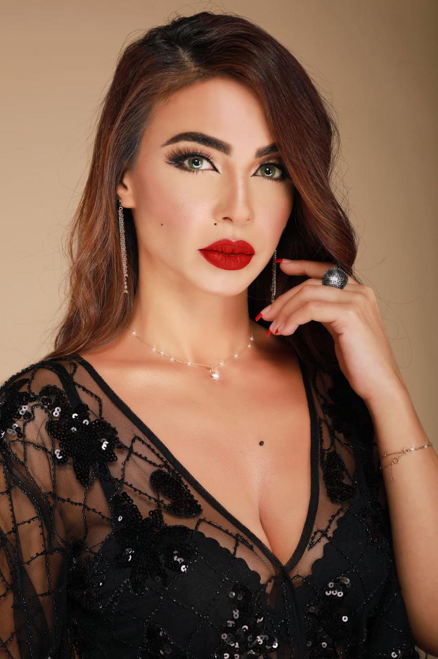 دوللي شاهين  تنتهى من تسجيل أغنياتها الجديدةحكاية بنت وتطرحها قريبآ