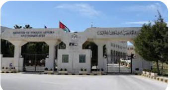 “الخارجية” تعزي بضحايا حادثة تحطم مروحية عسكرية في الجزائر