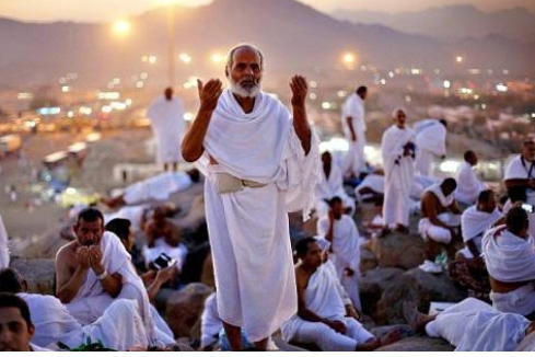 الأردن يفـتح باب التسجيل لأداء الحج