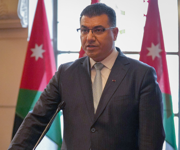 وزير الزراعة يتفقد محمية غابات دبين في جرش