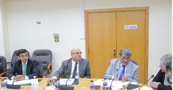 عزايزة: لا نستطيع محاربة المال الأسود في الانتخابات دون أحزاب قوية