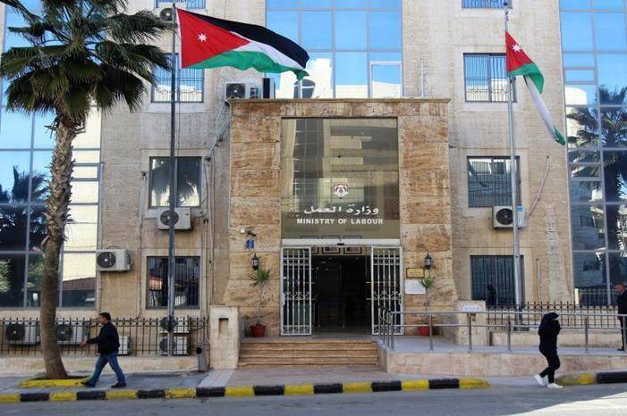 15858 شخصا التحقوا بعملهم من خلال البرنامج الوطني للتشغيل