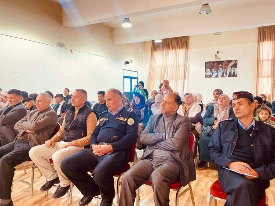 جلسه تعرفية بجائزة الحسين بن عبد الله الثاني للعمل التطوعي في مركز شابات فقوع .