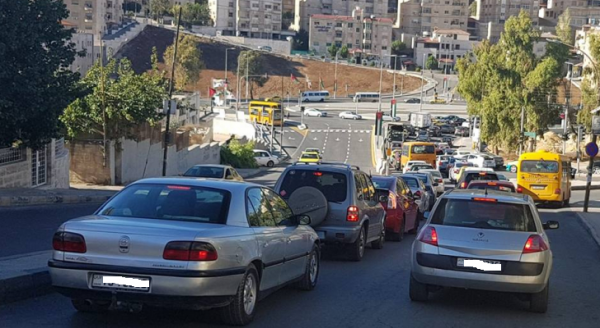 تعطل إشارة نفق الصحافة إثر اصطدام مركبة بها