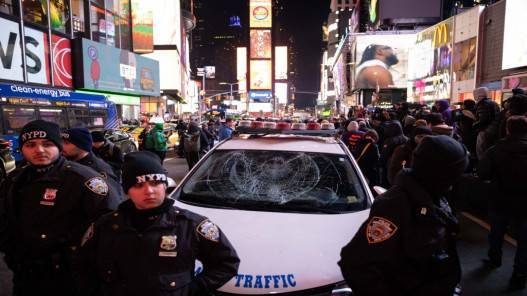 تصاعد الغضب في الولايات المتحدة بعد نشر فيديو تعرض أميركي للضرب بأيدي الشرطة