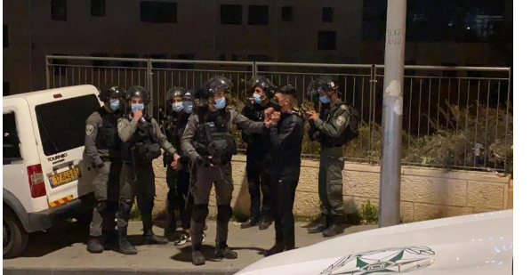 اعتقال 42 فلسطينيا بعد عملية إطلاق نار بالقدس