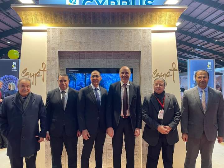 السفير المصري في دبلن يشارك في افتتاح معرض أيرلندا السياحي