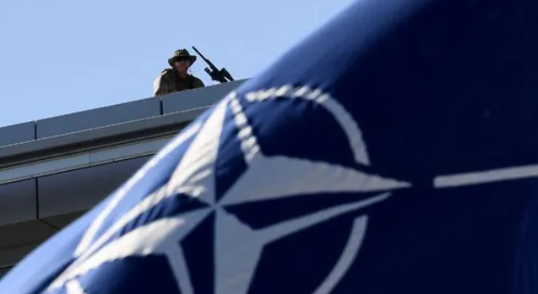 الناتو يسعى لتعزيز العلاقات مع سول وطوكيو