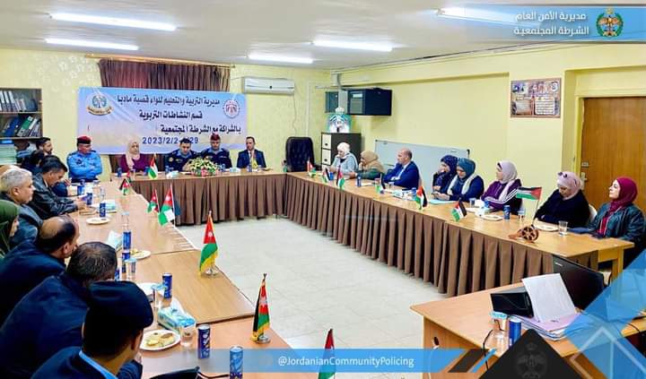 أقامت الشرطة المجتمعية اليوم في إقليم الوسط عدداً من الفعاليات والأنشطة المجتمعية_صور