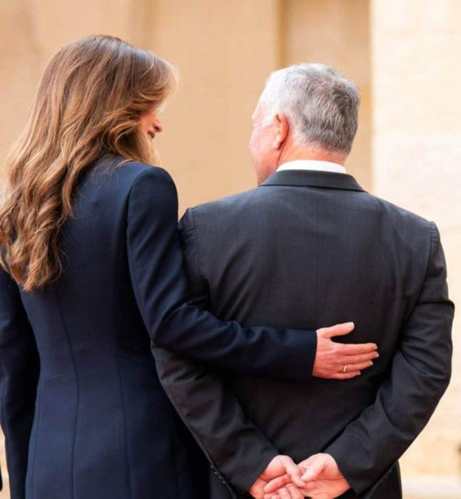 الملكة للملك: ممتنة لكل يوم معك